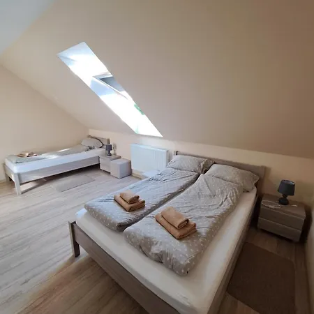 Гостьовий будинок Skibike House 3*