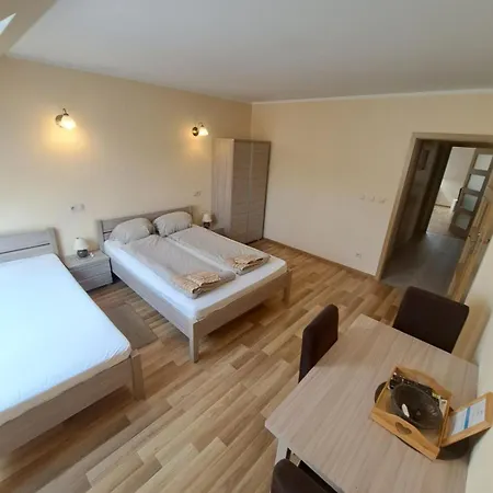Skibike House Гостьовий будинок
