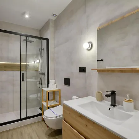 Skibike House Гостьовий будинок Строне-Шльонське